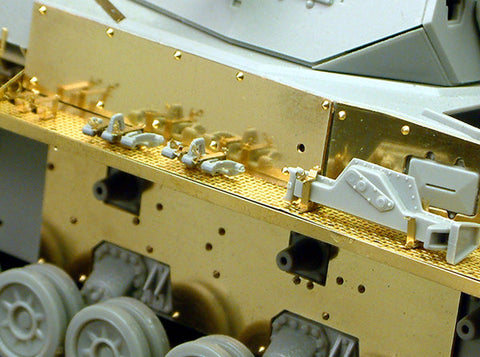 ボイジャーモデル PE35081 1/35 ドイツ IV号戦車E型用増加装甲(ドラゴン6264用)