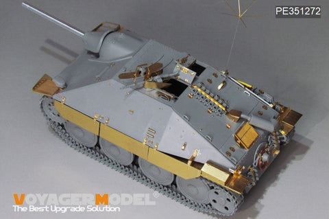 WWII German Sd.Kfz.138/2 Hetzer Tank Destroyer Late Version（TAKOM）