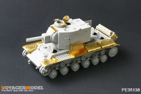 ボイジャーモデル PE35138 1/35 pzkpfw KV-2 754 R ドイツ鹵獲車両(トランぺッター00367)