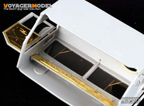 ボイジャーモデル PE35277 1/35 ロシア MAZ-537G (中期型) (トランぺッター00211)