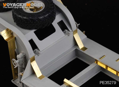 ボイジャーモデル PE35279 1/35 ロシア MAZ/ChMZAP-5247G (トランぺッター00211/00212)