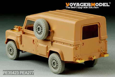 ボイジャーモデル PE35423 1/35 現用イギリス ディフェンダー 110 ハードトップ(ホビーボス82448)