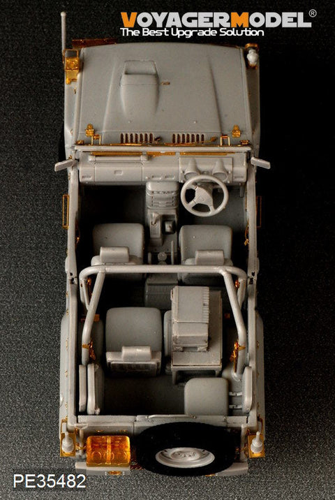 ボイジャーモデル PE35482 1/35 陸上自衛隊 73式小型トラック(新型) エッチングセット(モノクローム/トランぺッター用)
