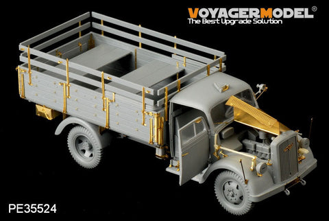 ボイジャーモデル PE35524 1/35 WWIIドイツ オペル・プリッツ 3t. 4x2 カーゴ トラック /浅貨物室型(ドラゴン6670)