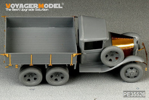 ボイジャーモデル PE35526 1/35 WWIIソビエト GAZ-AAA 1940年型 カーゴトラック(ミニアート35136)