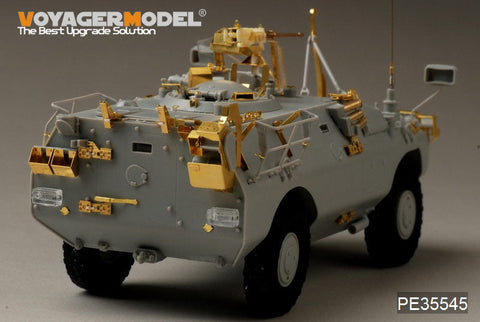 ボイジャーモデル PE35545 1/35 現用イタリア陸軍 プーマ 4X4軽装甲偵察車(トランぺッター05525)