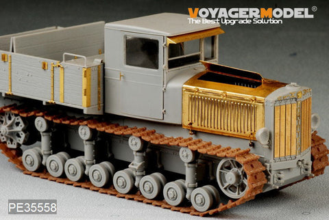 ボイジャーモデル PE35558 1/35 WWIIソビエト コミンテルン砲兵トラクター(トランぺッター05540)