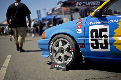 ZoomOn Z044 1/24 ヨコハマタイヤ スタンド