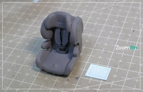 ZoomOn Z102 1/24 レカロ Tian チャイルドシート