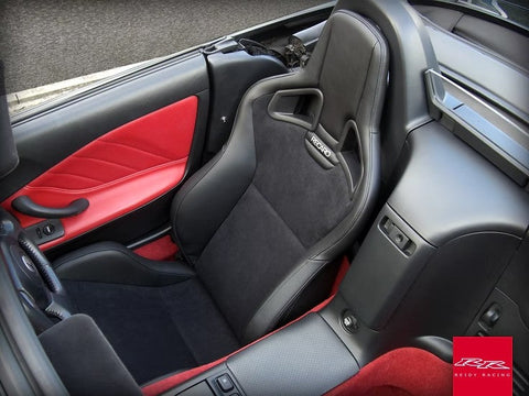 ZoomOn Z103 1/24 レカロ Cross Sportster CS バケットシート