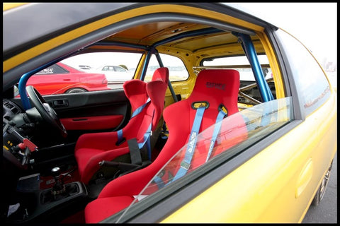 ZoomOn Z192 1/24 ブリッド Maxis I バケットシート