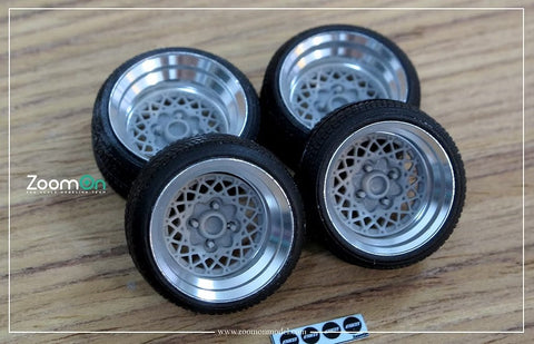 ZoomOn ZR042 1/24 15インチ エンケイ アパッチ IV ホイールセット