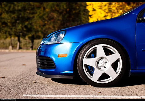 ZoomOn ZR051 1/24 19インチ Fifteen52 Tarmac ホイールセット