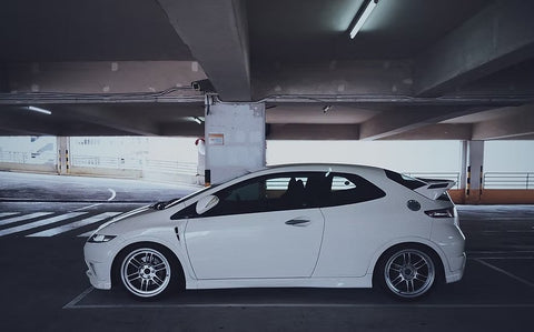 ZoomOn ZR057 1/24 17インチ エンケイ RPF1 ホイールセット