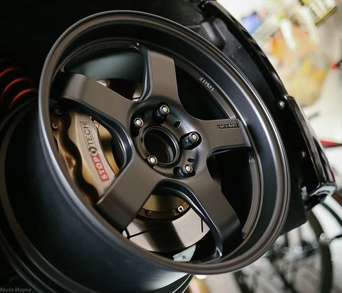 ZoomOn ZR067 1/24 17インチ プロドライブ GC-05N ホイールセット