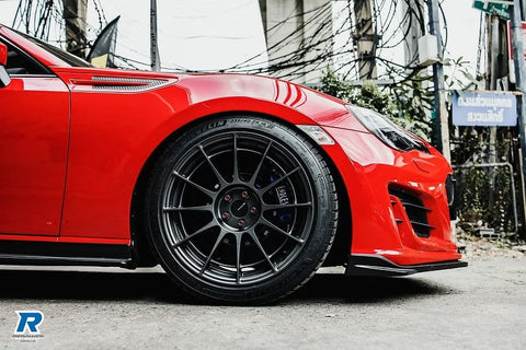 ZoomOn ZR085 1/24 18インチ エンケイ NT03RR ホイールセット