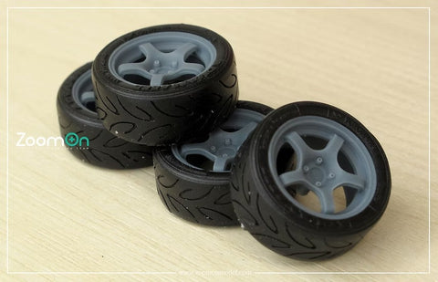 ZoomOn ZR101 1/24 17インチ レイズ 57CR ホイールセット