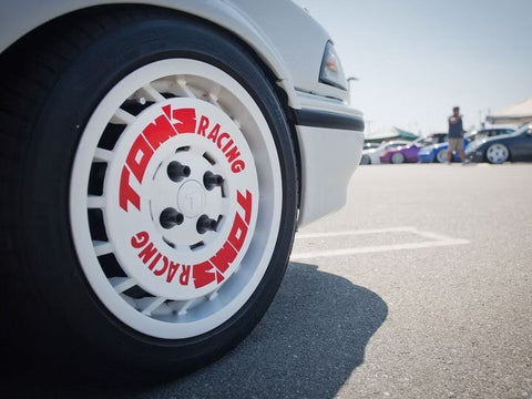 ZoomOn ZR114-16 1/24 16インチ Tom's racing ホイールセット