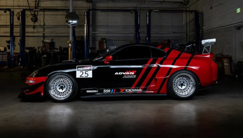 ZoomOn ZR131  1/24 19インチ SSR フォーミュラエアロメッシュ ホイールセット